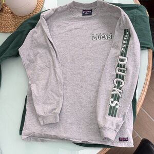 Vintage Jansport Oregon Ducks Gray L/S Crew campus patch T